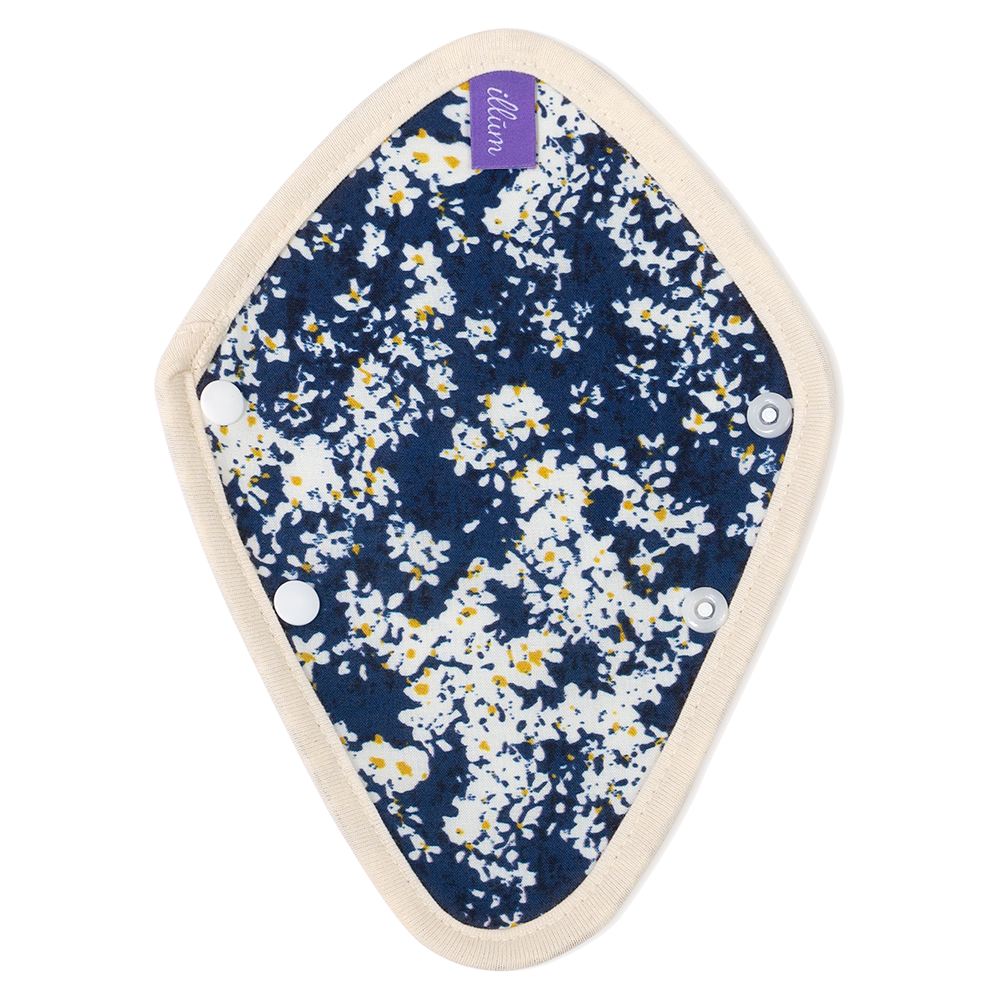 ILLUM Organic cotton Thong Liner Cloth pads